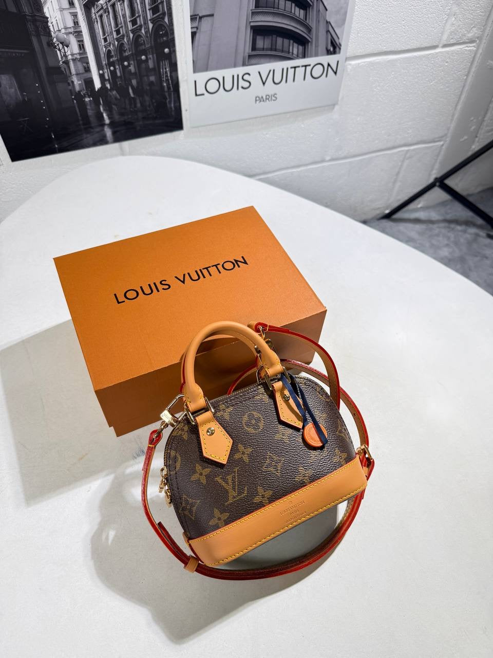 LVE NANO ALMA BAG