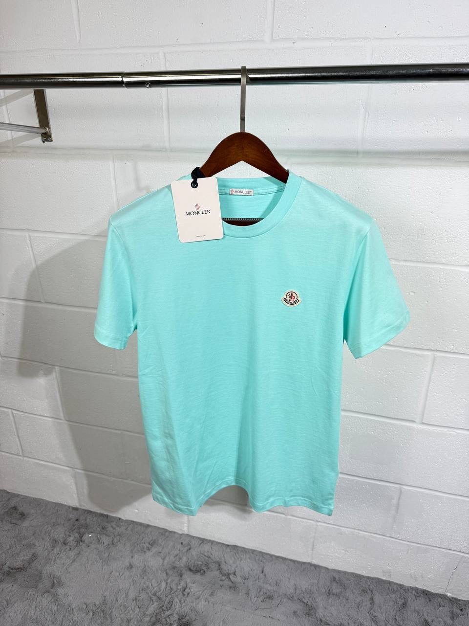 MNCLR BABYBLUE TEE