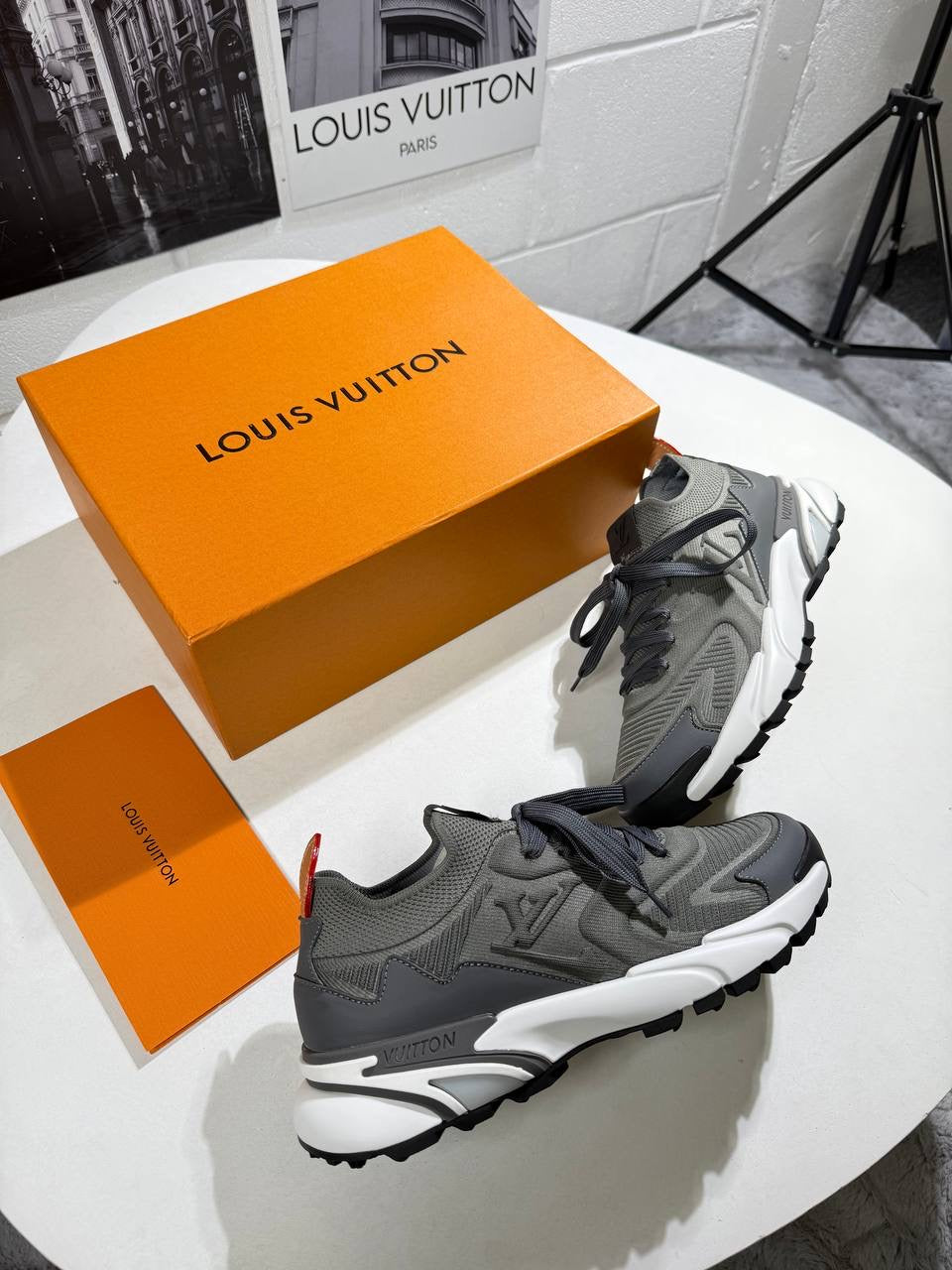 LVE TRAINERS GREY