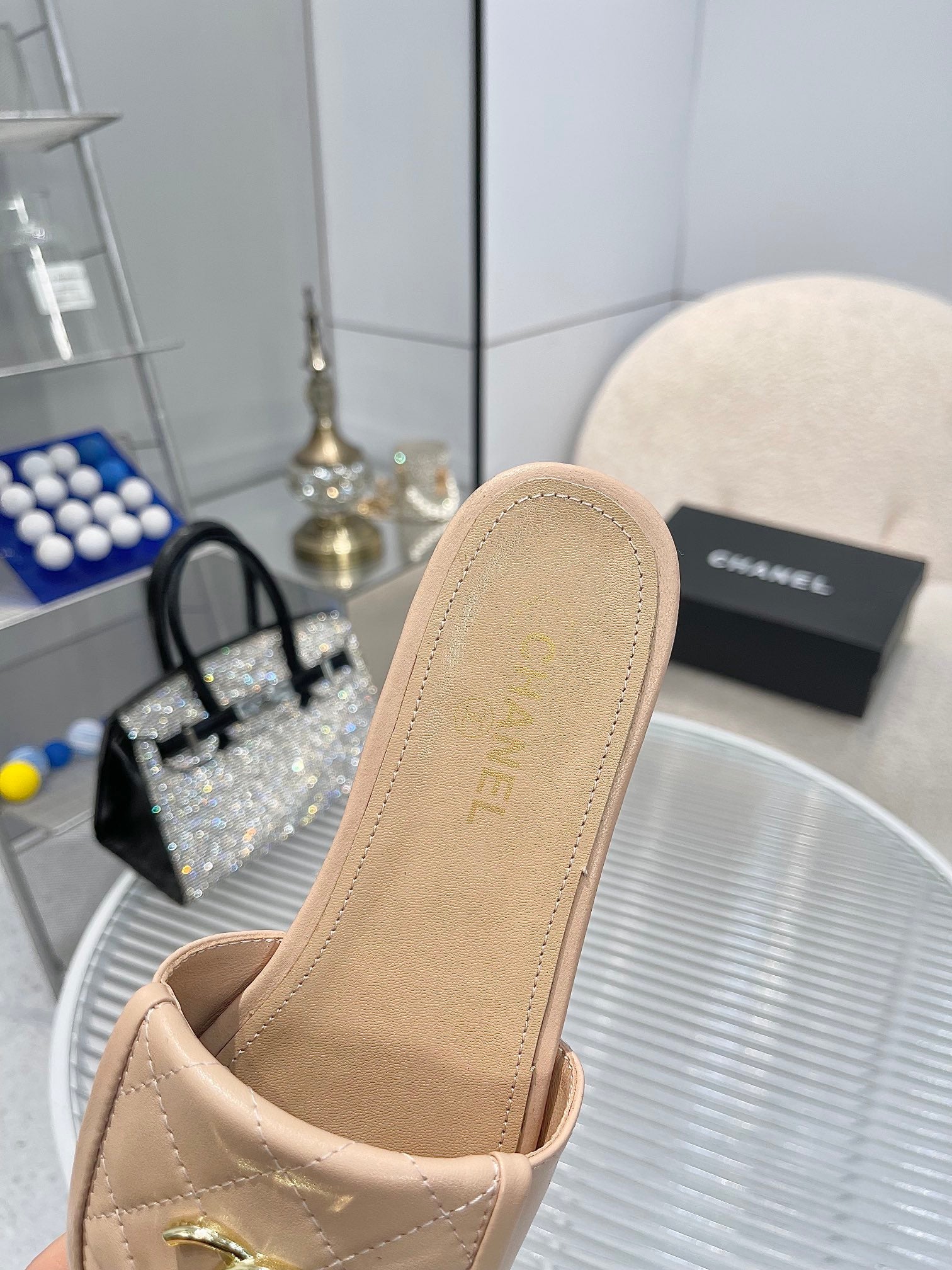 CHNL SLIDERS WOMEN (pre-order)
