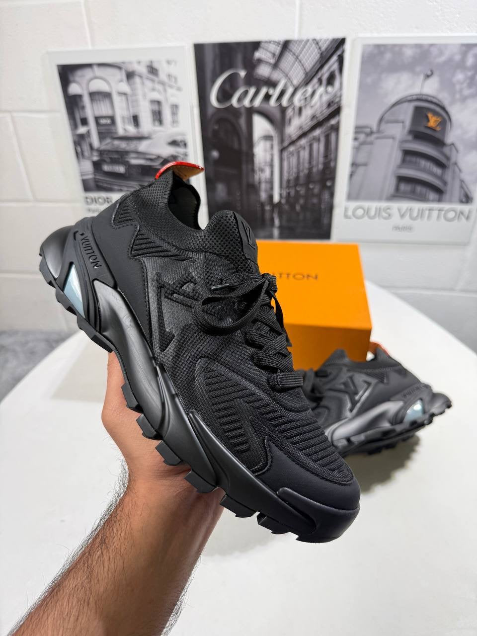 LVE TATIC FULL BLACK