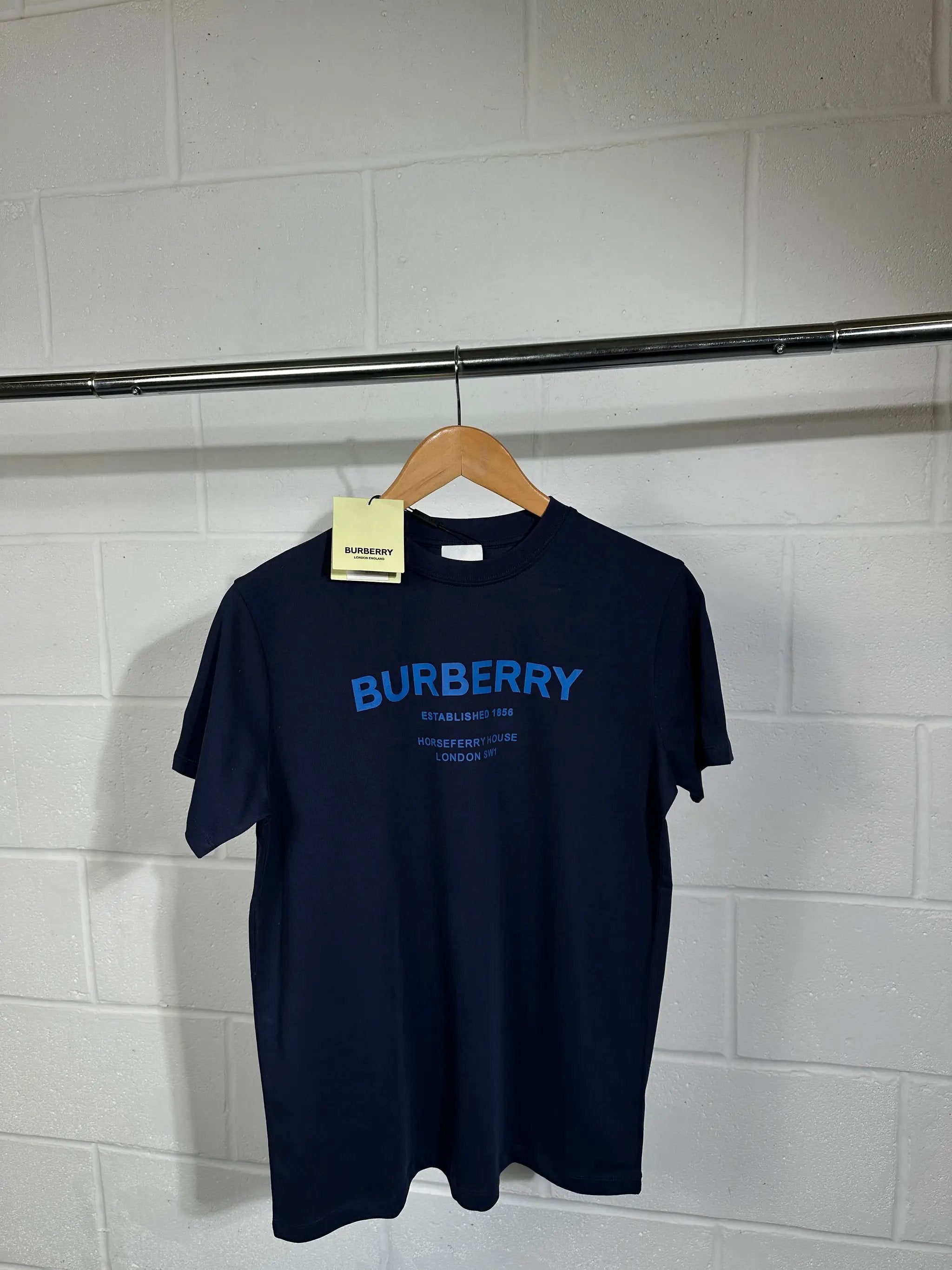 Kids burberry tshirt navy by Stock supplier