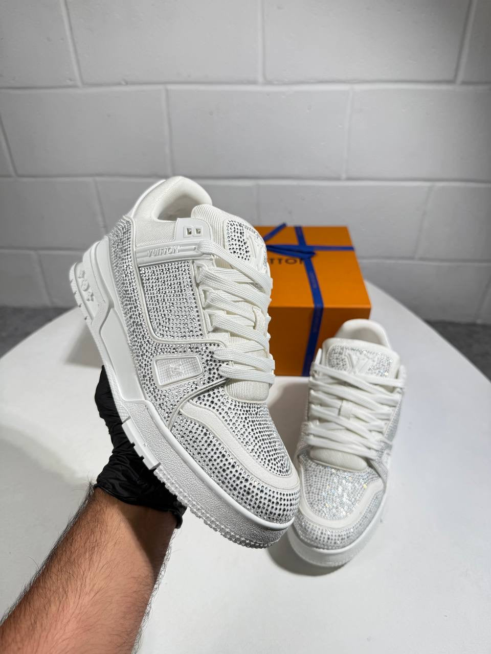 LVE LUXURY WHITE TRAINER