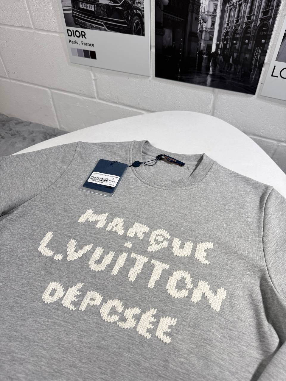 LVE SIGNATURE JUMPER