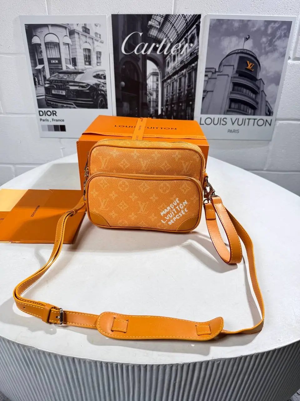 LVE YELLOW MESSENGER BAG