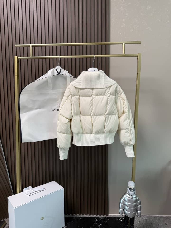 MNC WOMEN JACKET (pre-order)