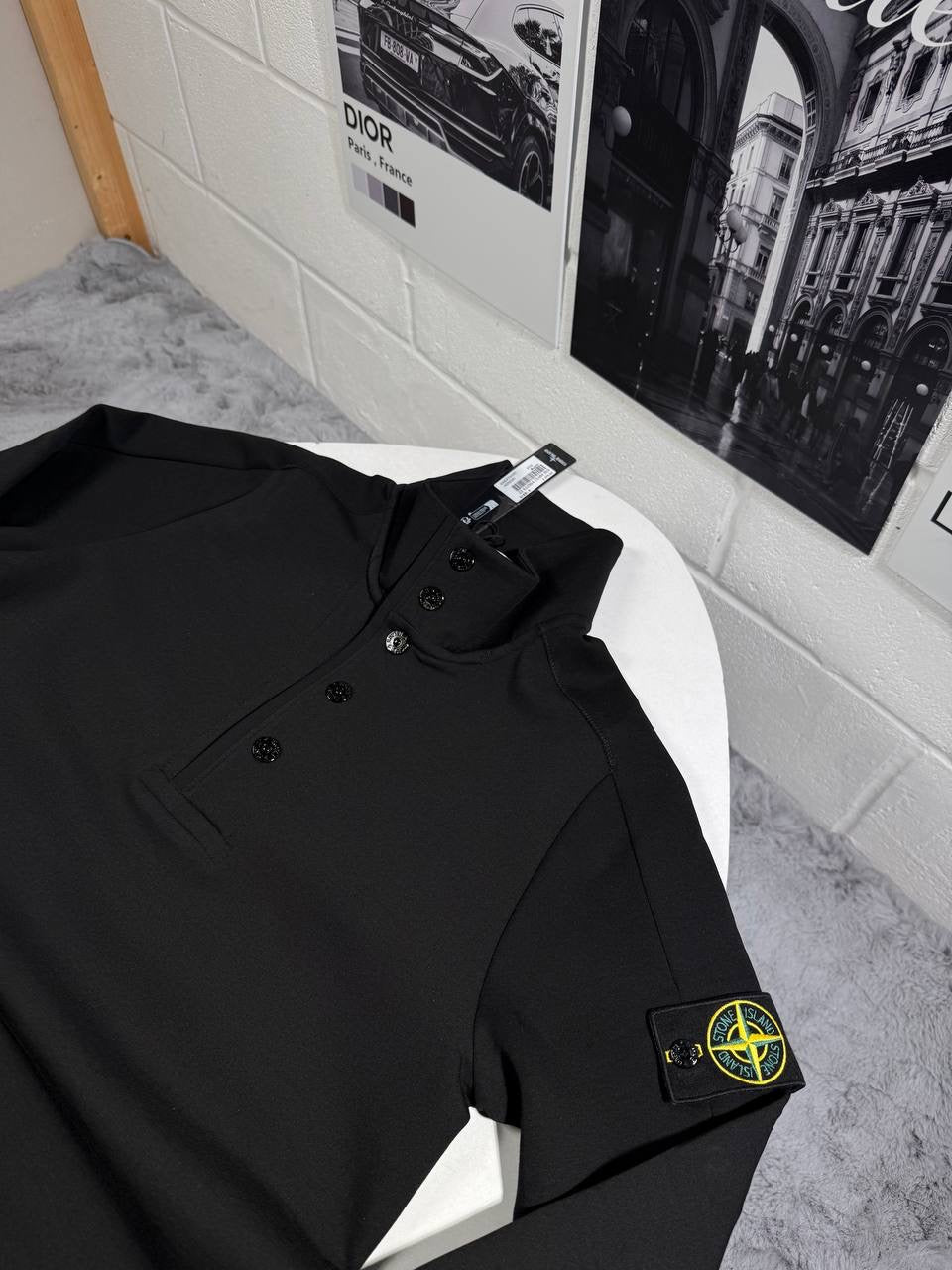 SI BUTTON COLLOR SWEATSHIRT BLACK