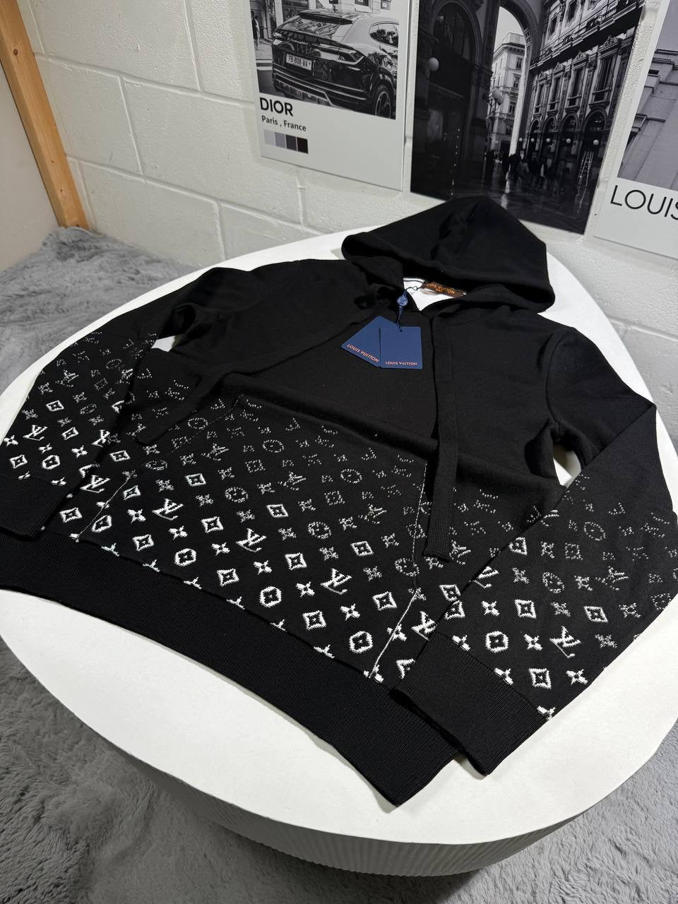 LVE KNITTED HOODIE