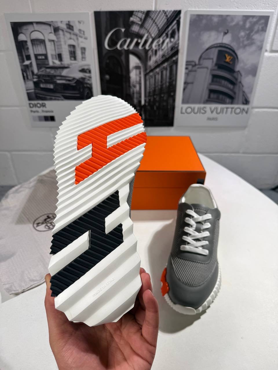 HRMS BOUNCE TRAINERS