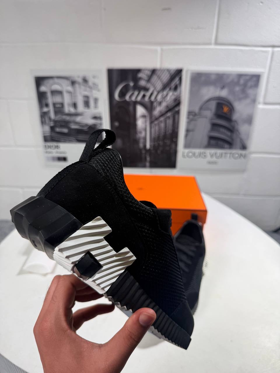 HRMS BOUNCE BLACK