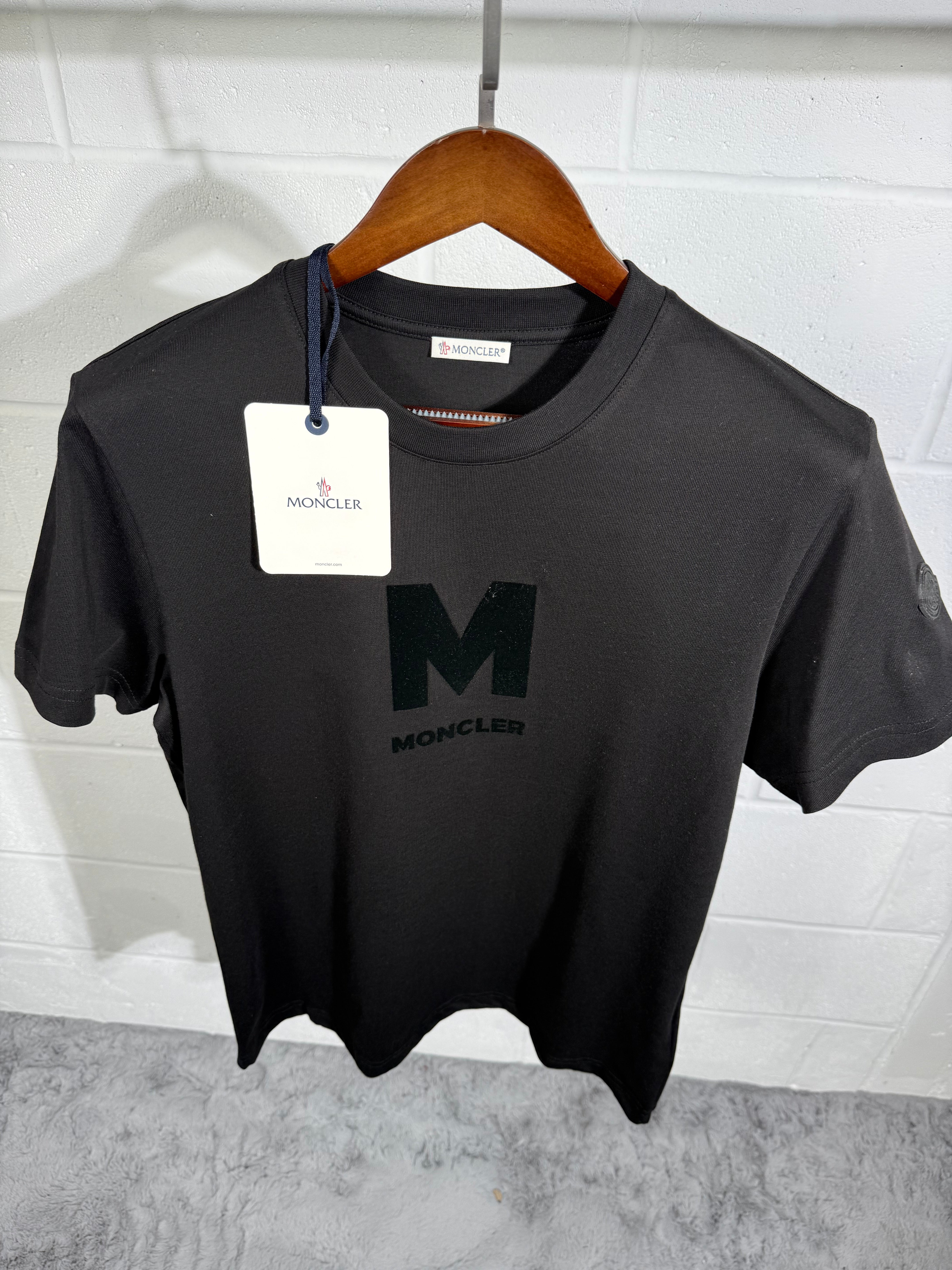 MNCLR BLACK LOGO T SHIRT