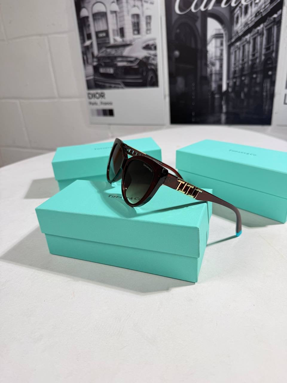 TIFFY SUNGLASSES WOMEN LOGO