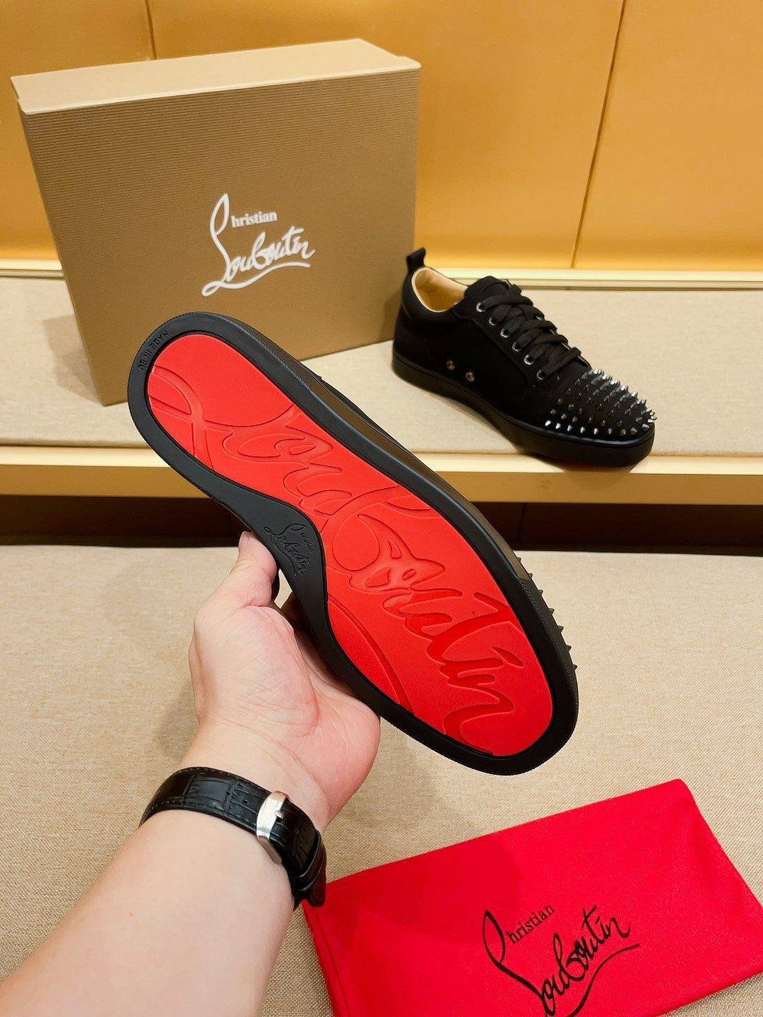 LUBS BLACK (pre-order)