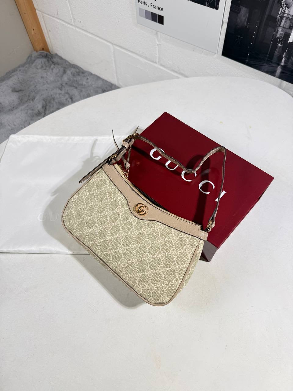 UCCI OPHIDIA CREAM BAG