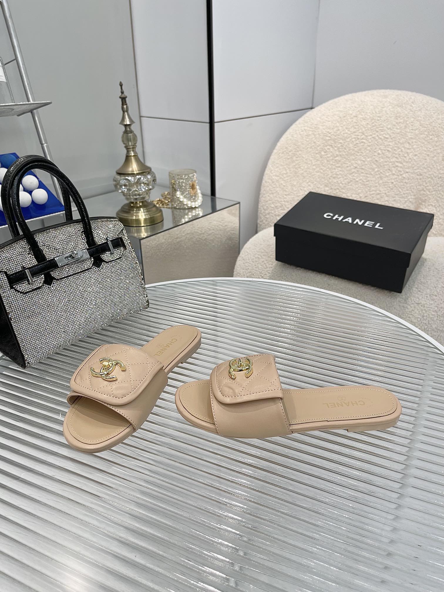 CHNL SLIDERS WOMEN (pre-order)