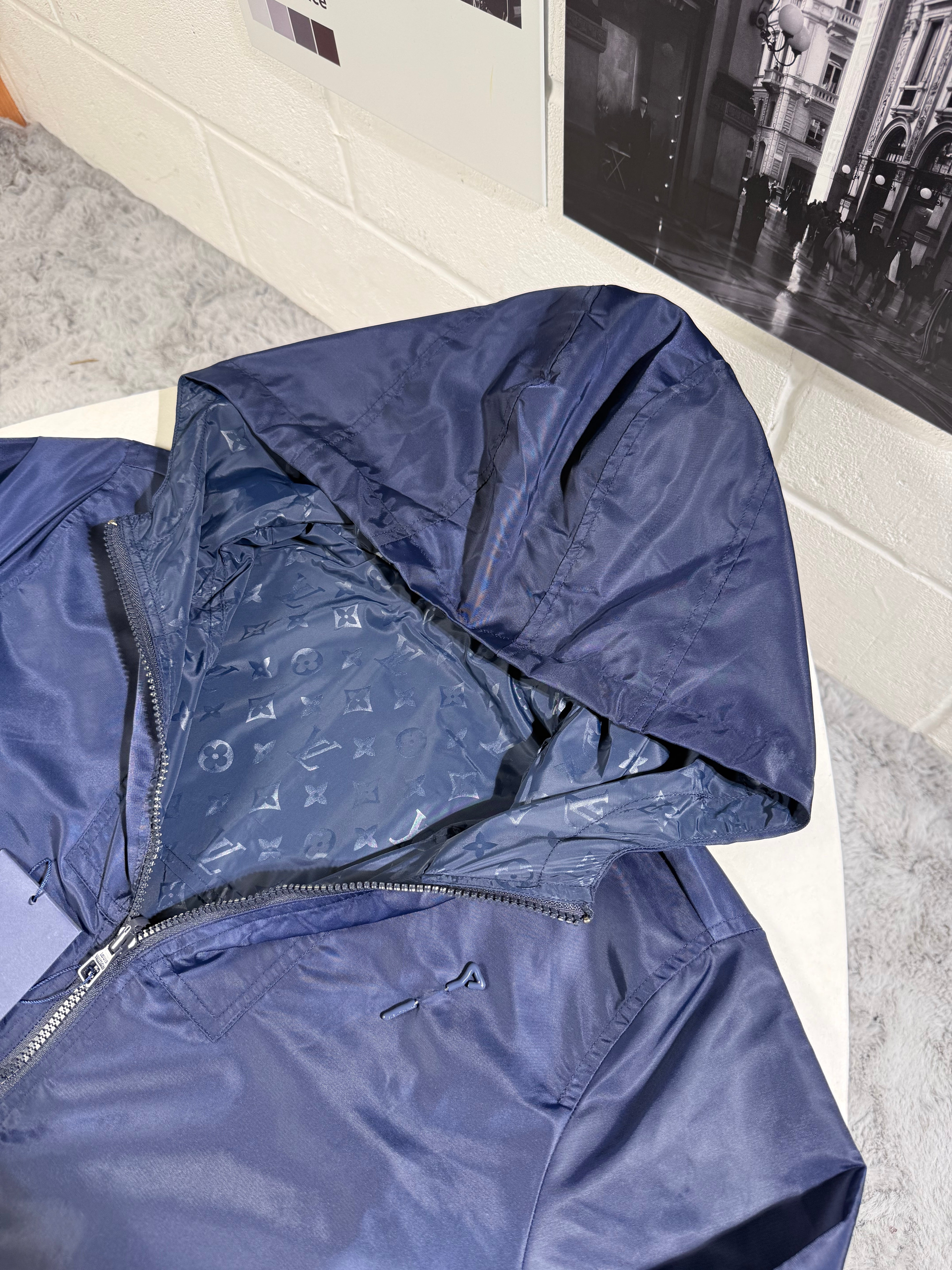 LVE REVERSIBLE WINDBREAKER 2IN ONE