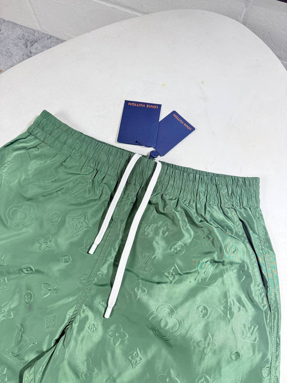 LVE SHORTS