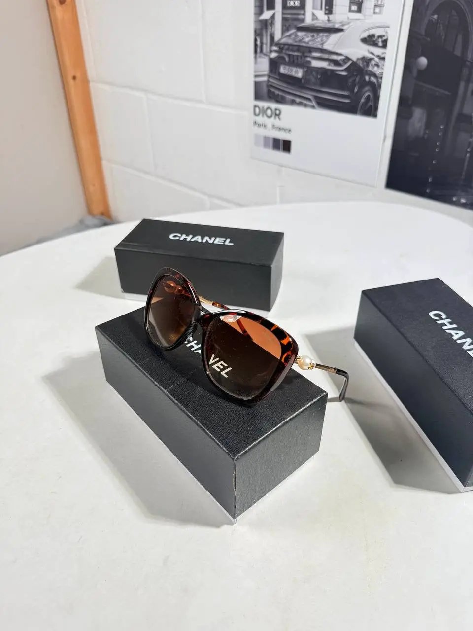 CHNL WOMEN SUNGLASSES