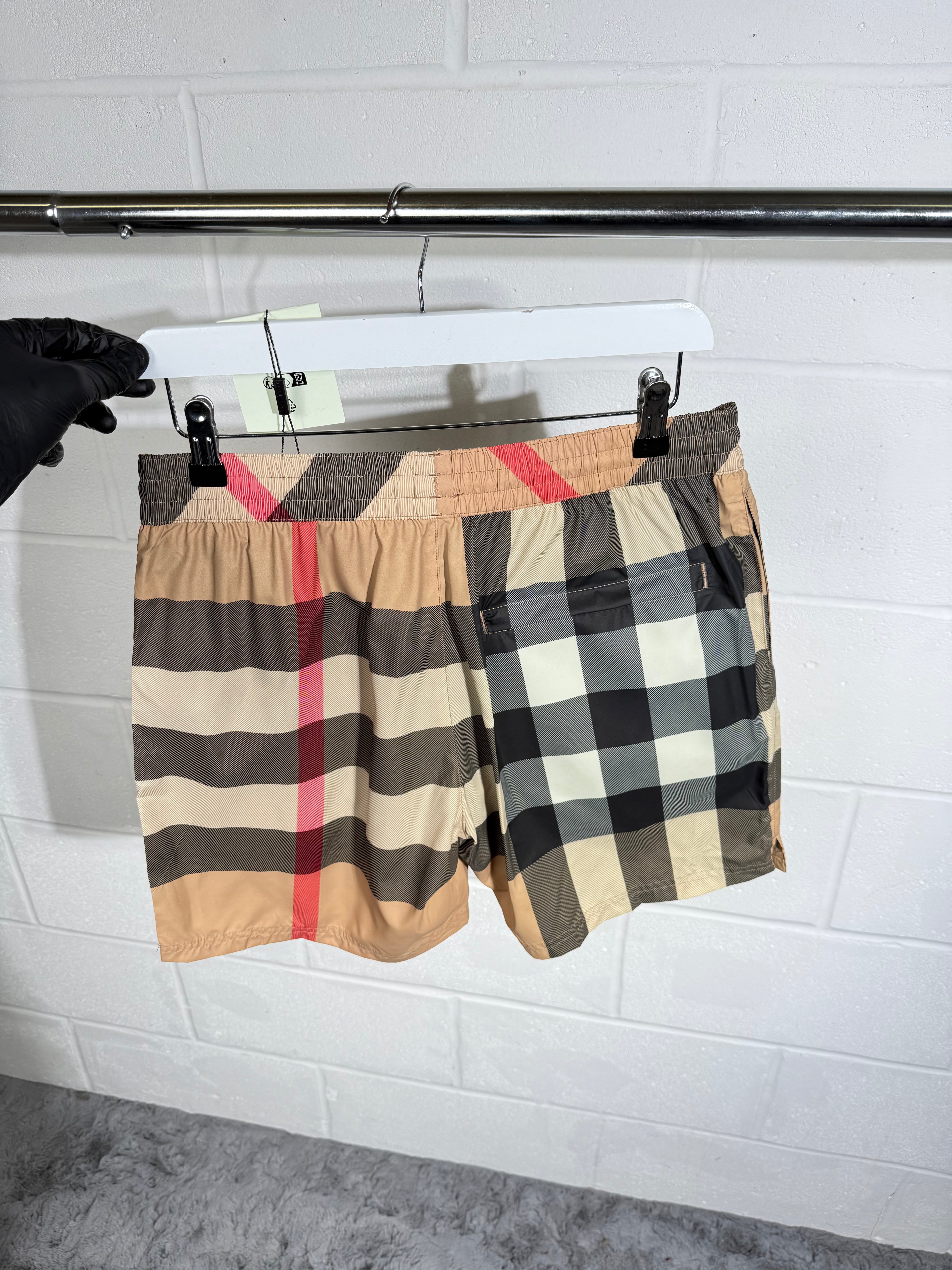 Burb shorts beige