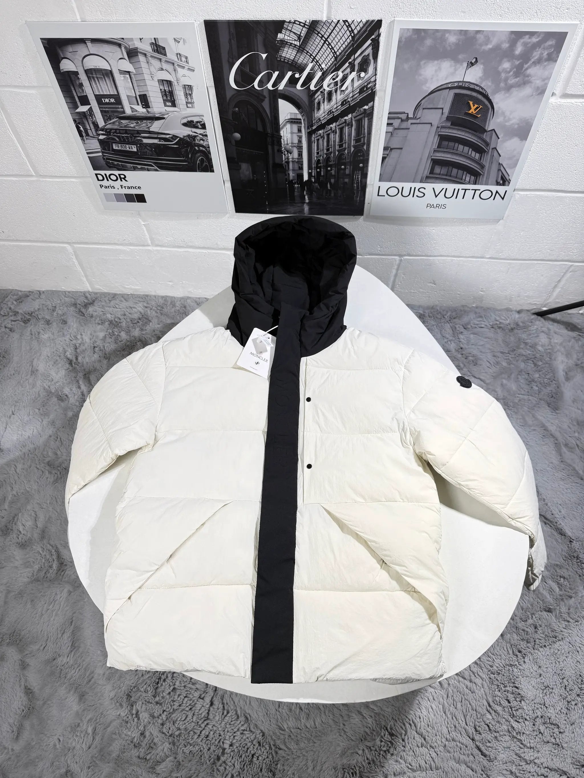 MNCLR MADEIRA PUFFER by Stock supplier