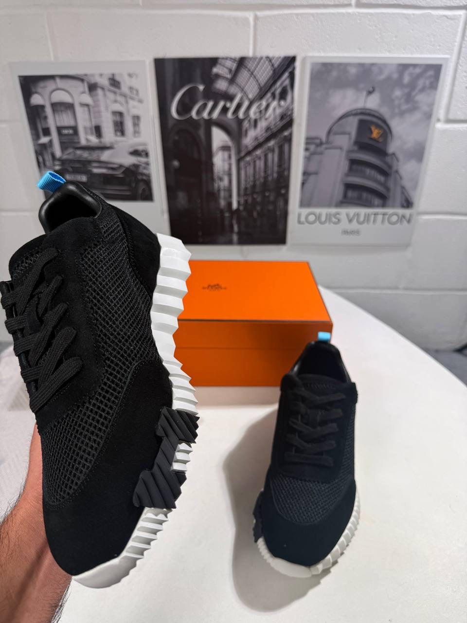 HRMS BOUNCE TRAINERS