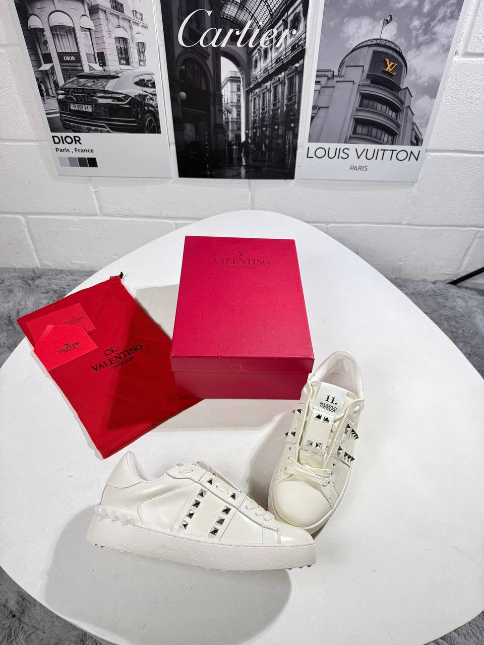 VLTNO ROCKSTUD WOMEN TRAINER