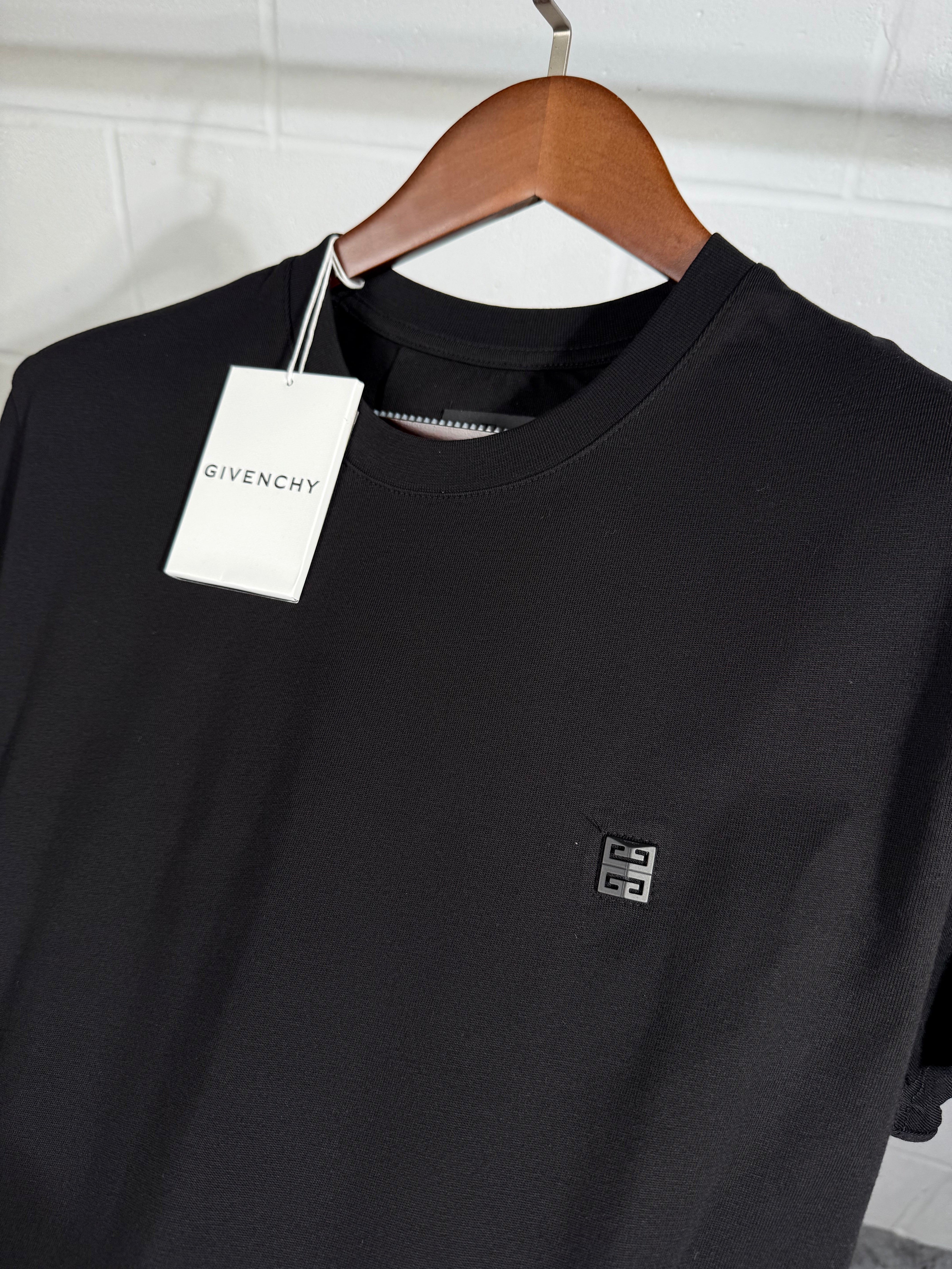 GVNCHY TEE BLACK