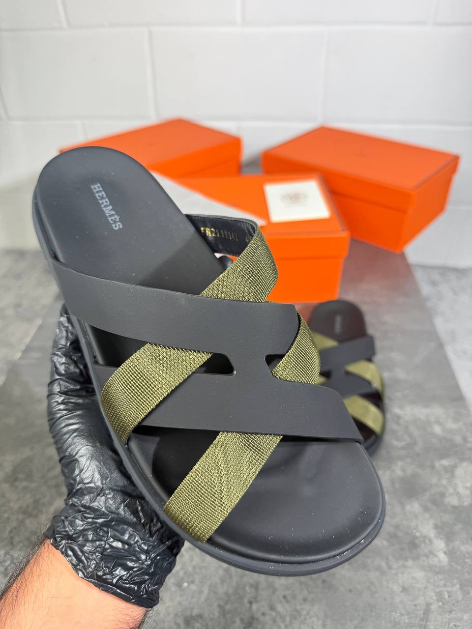 HRMS STRAP SANDALS GREEN