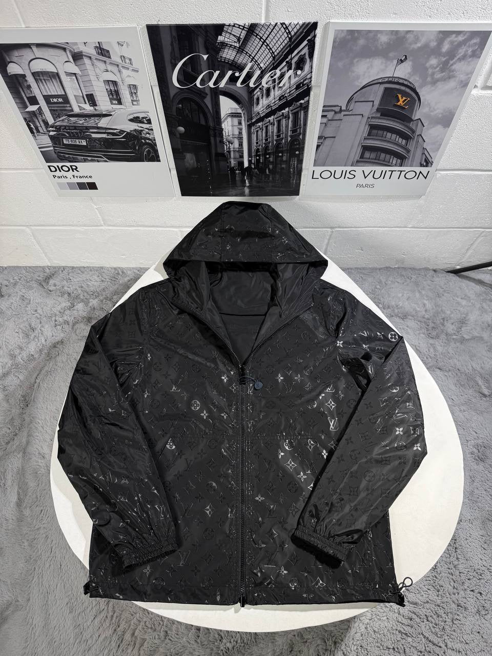LVE REVERSIBLE WINDBREAKER BLACK