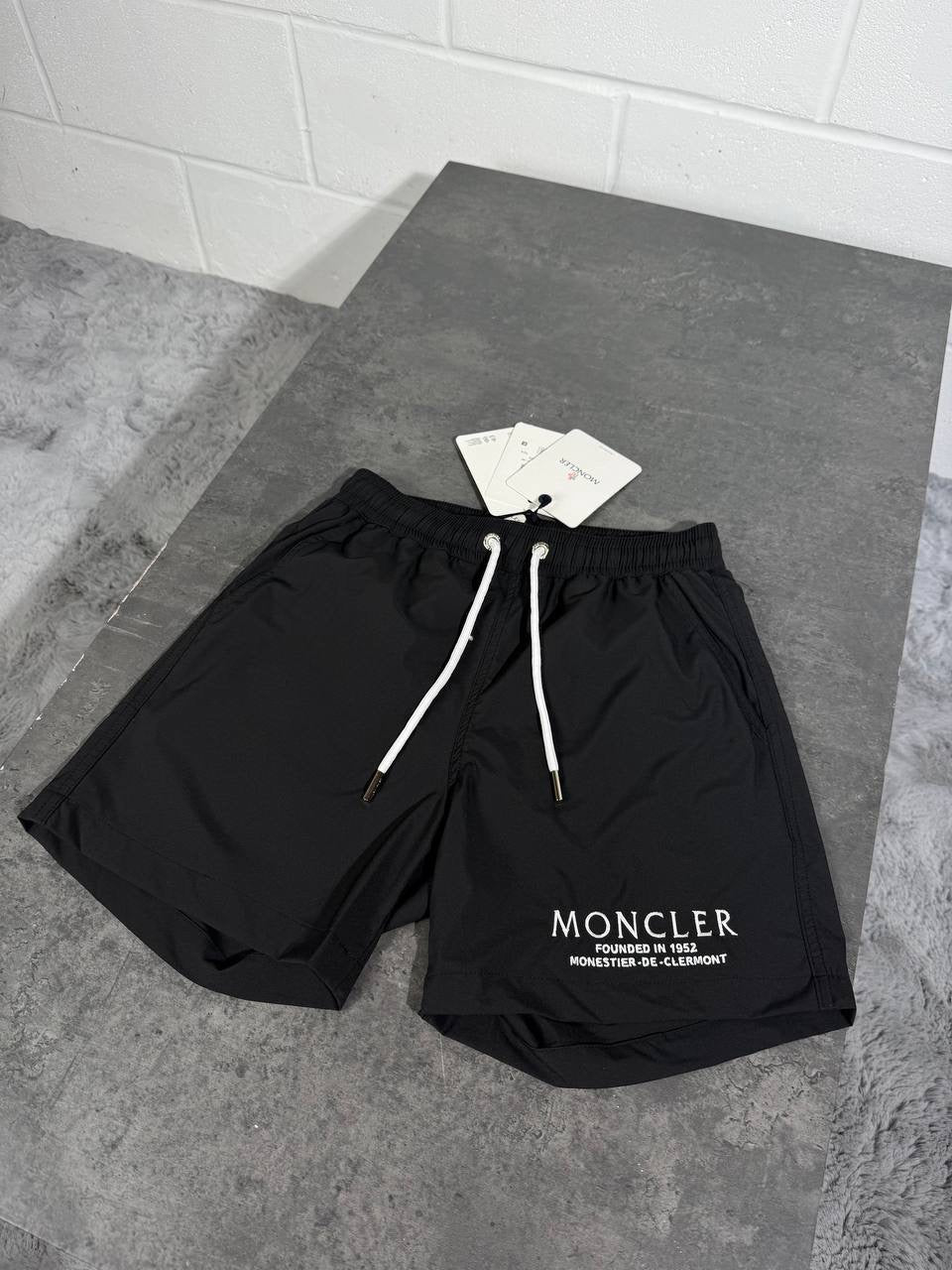 MNCLR LOGO PRINT SHORTS