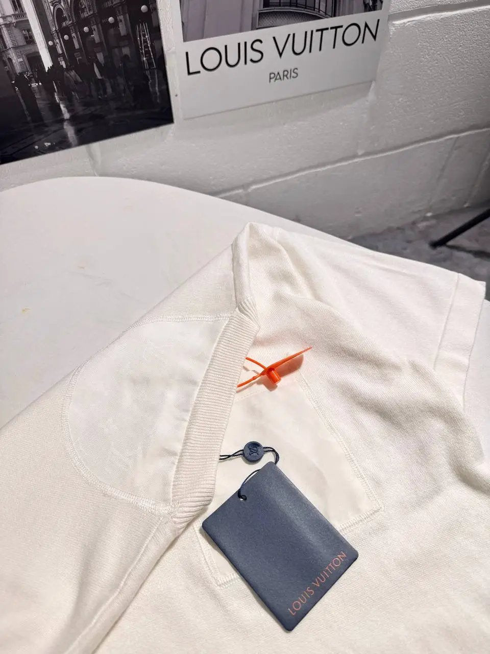 LVE POCKET TSHIRT Stock supplier