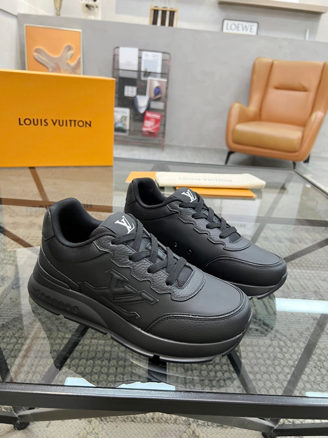 LVE SNEAKER CLASSIC (pre-order)