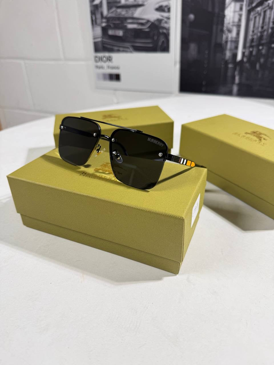 BURB SUNGLASSES BLACK MEN