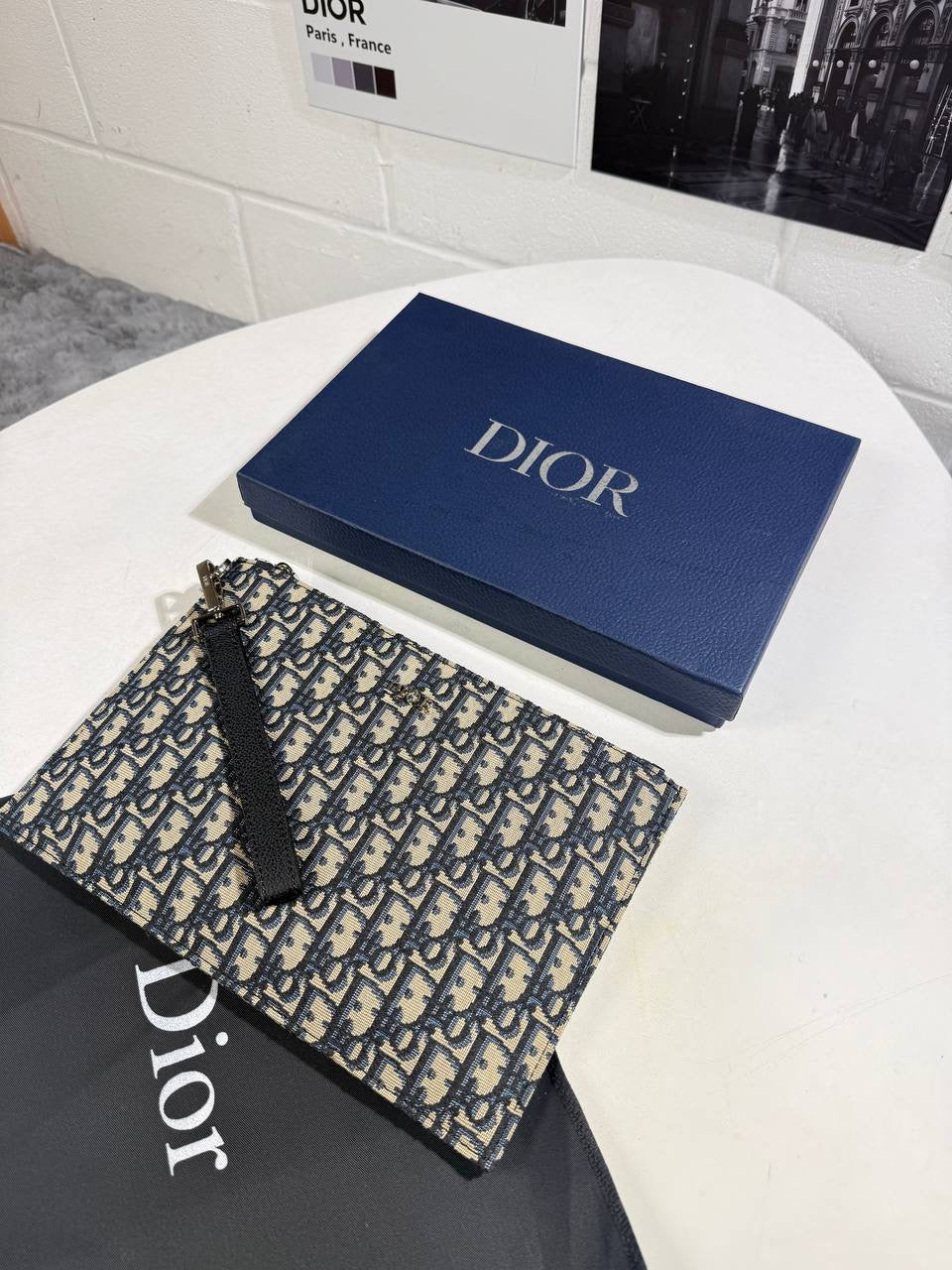 IOR A4 ZIPPED POUCH