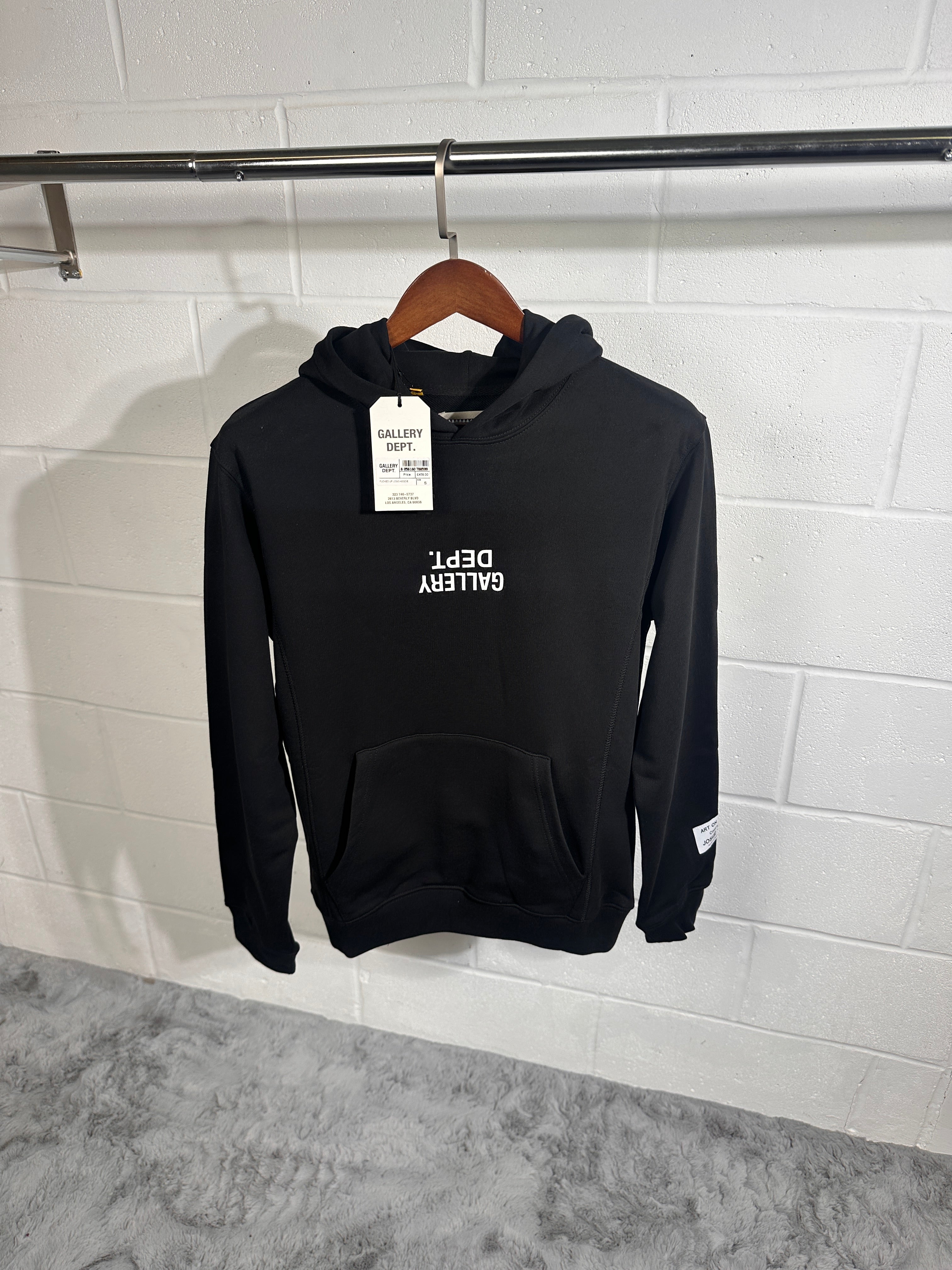 Sweat à capuche noir Gallery Dept