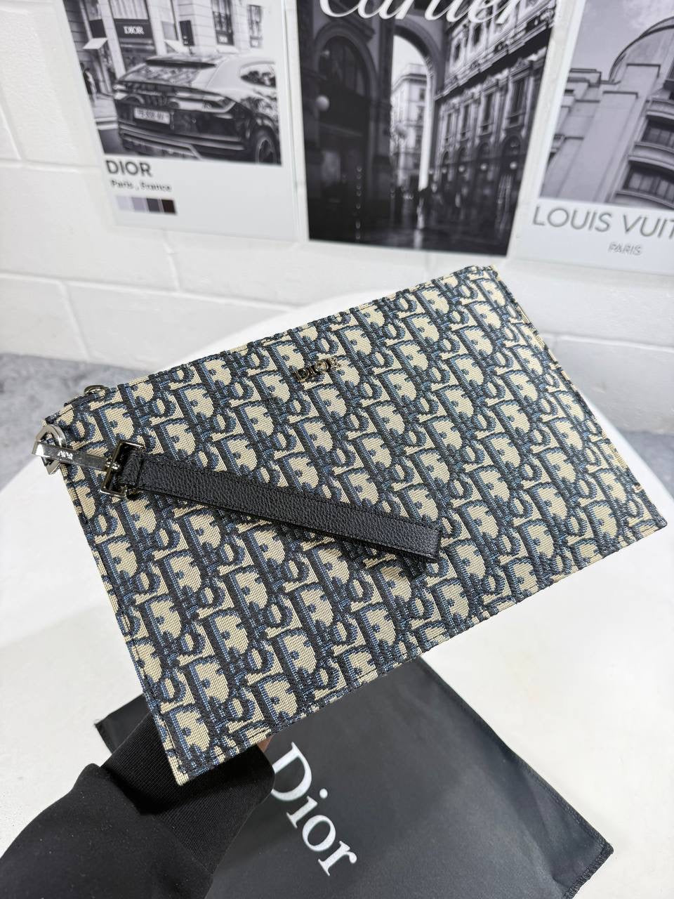 IOR A4 ZIPPED POUCH