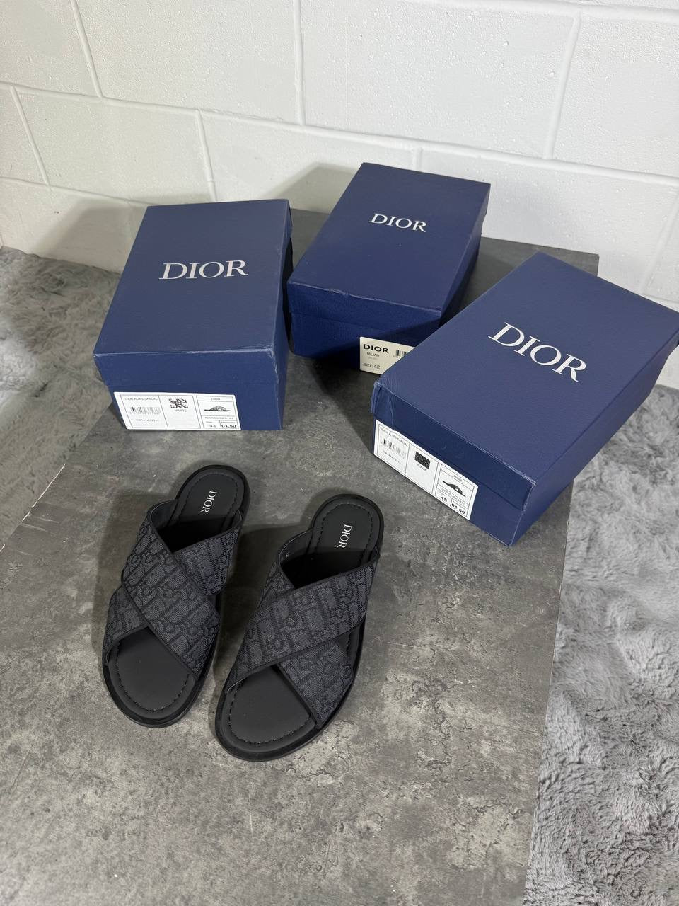 IOR STRAP SANDALS BLACK