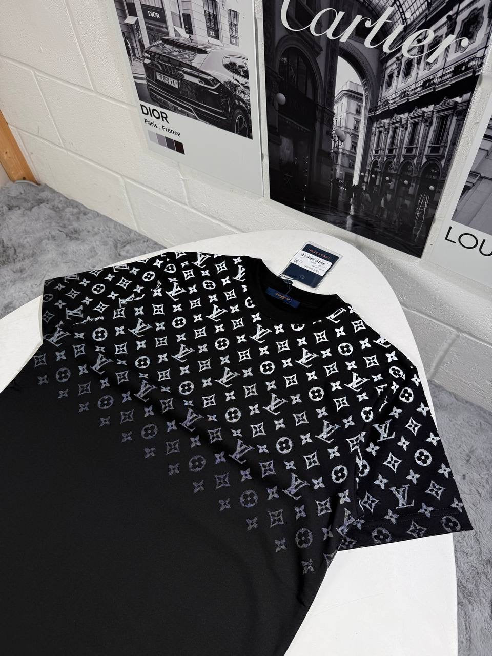 LVE GRADIENT T SHIRT