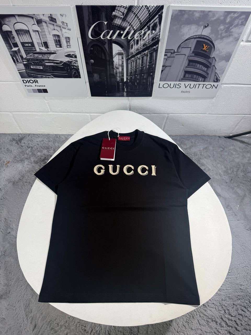 UCCI EMBROIDERY TSHIRT