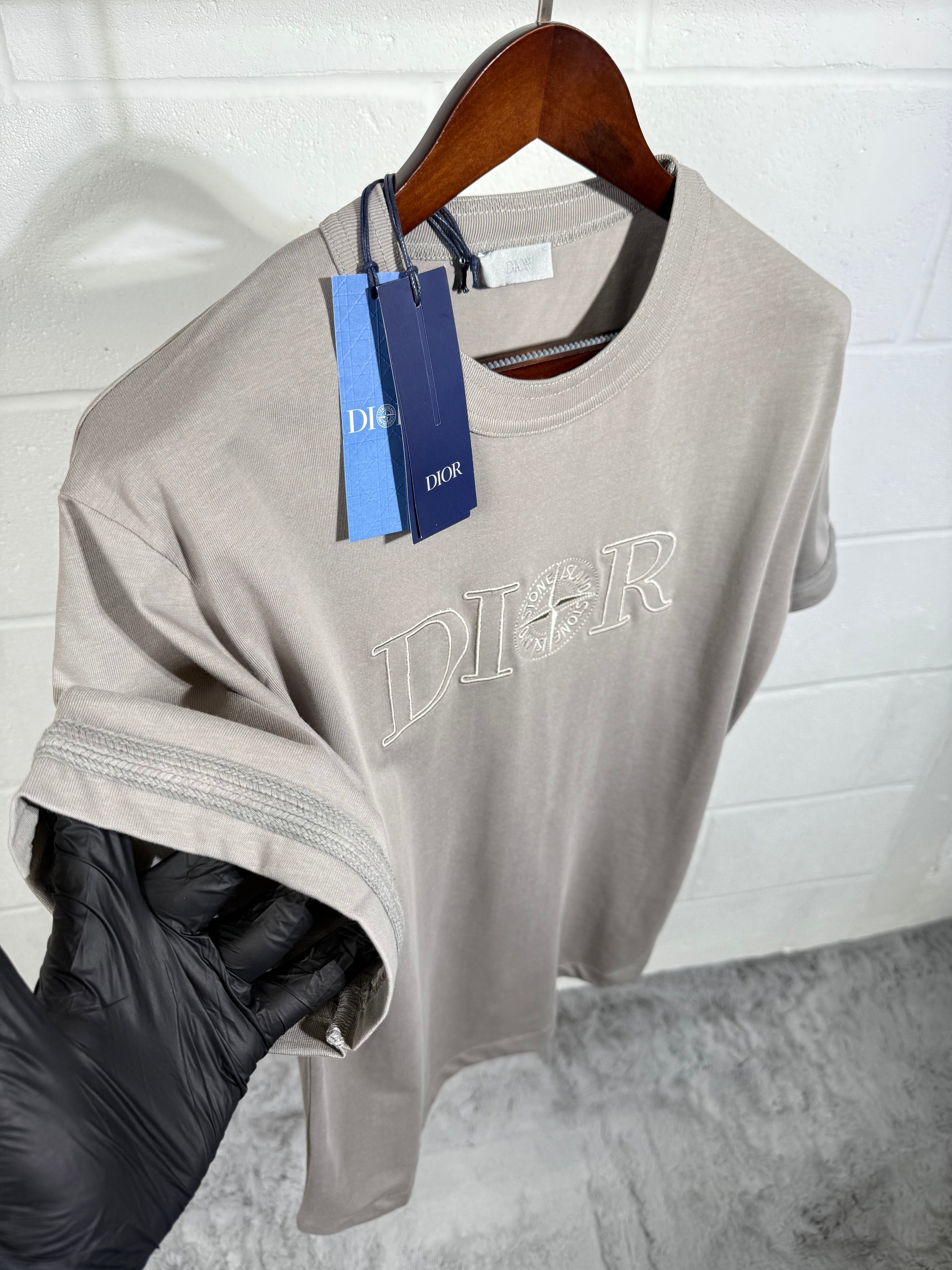 IOR X SI TEE BROWN
