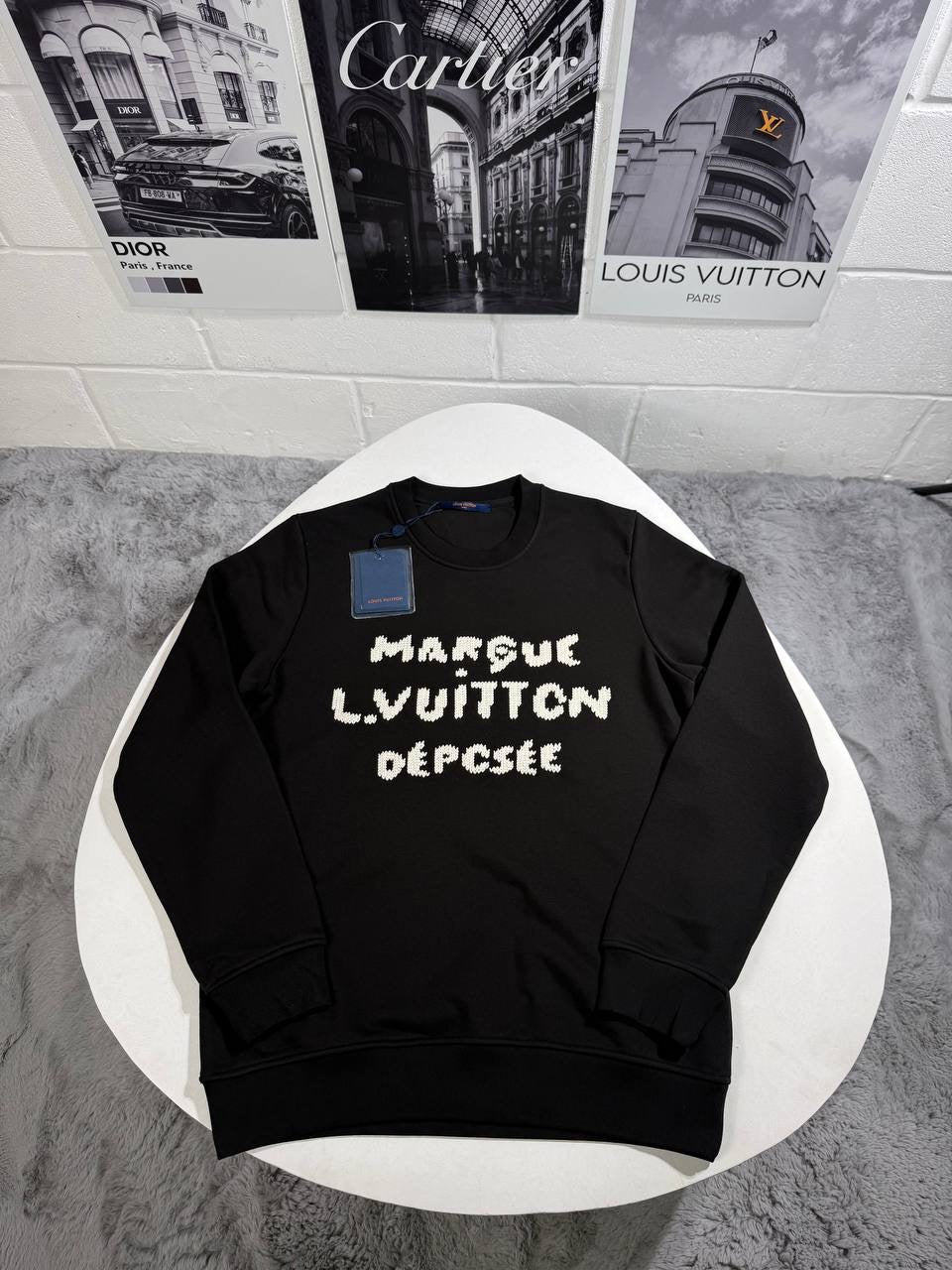 LVE SIGNATURE JUMPER