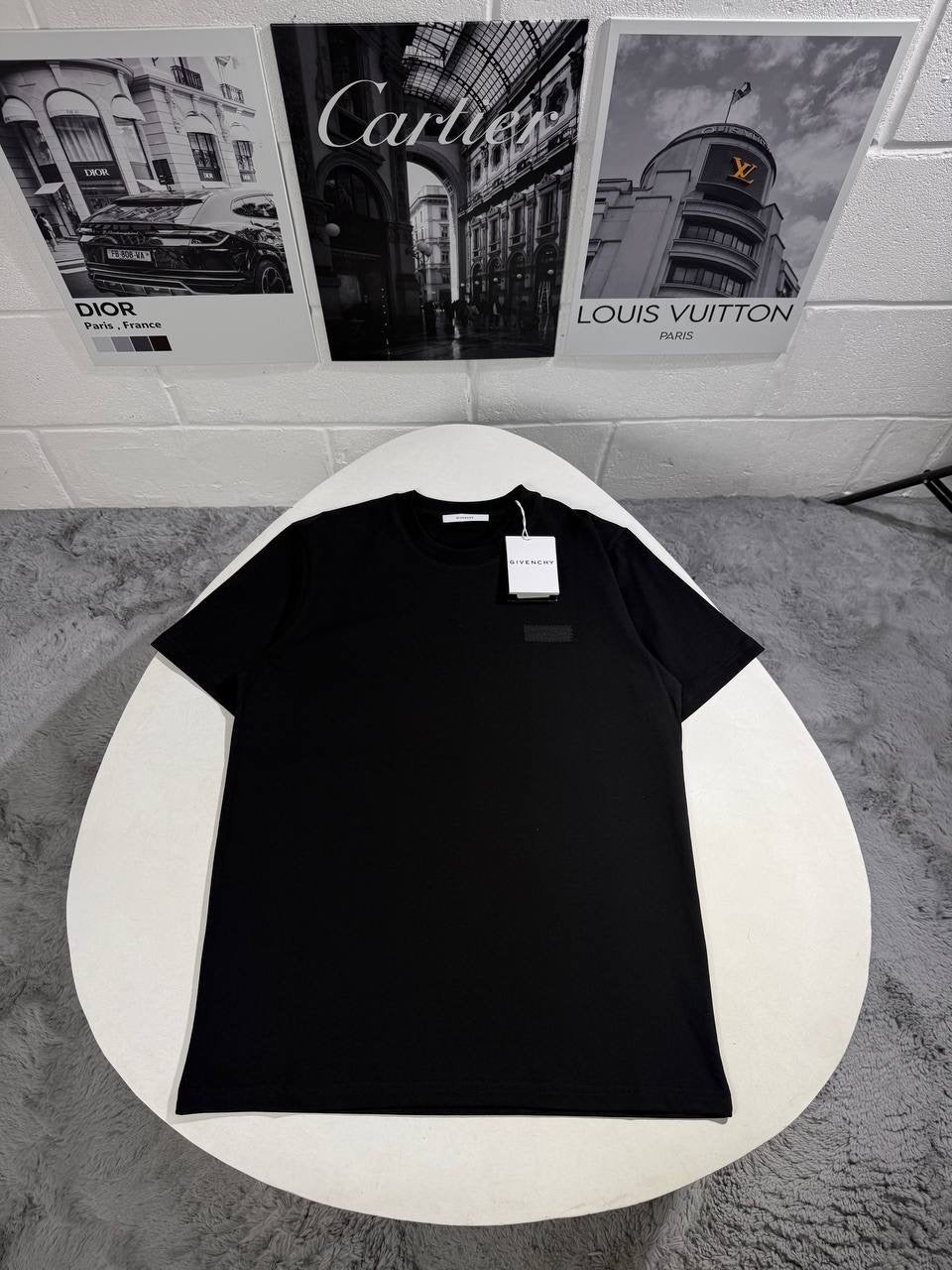 GVNCHY PATCH LOGO TSHIRT