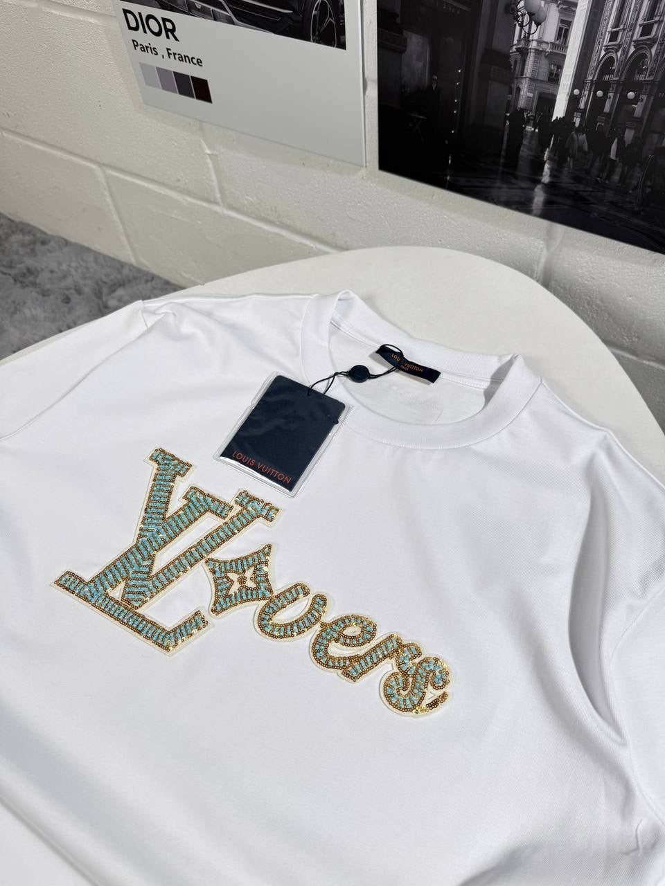 LVE SIGNATURE TSHIRT