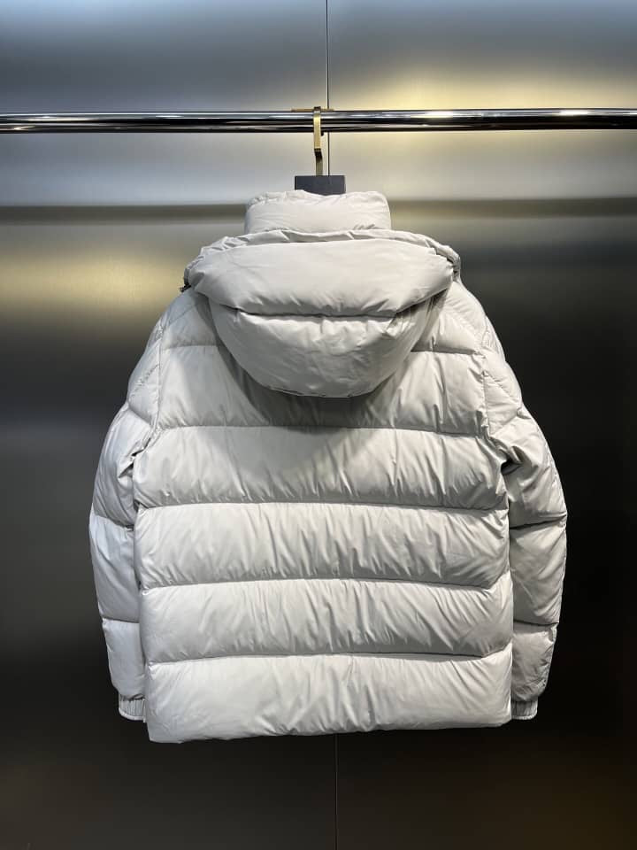 MNCLR PUFFER (pre-order)