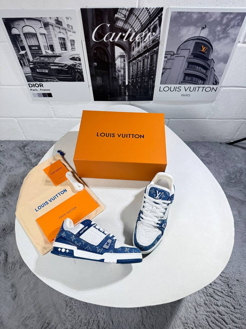 LVE TRAINERS BLUE