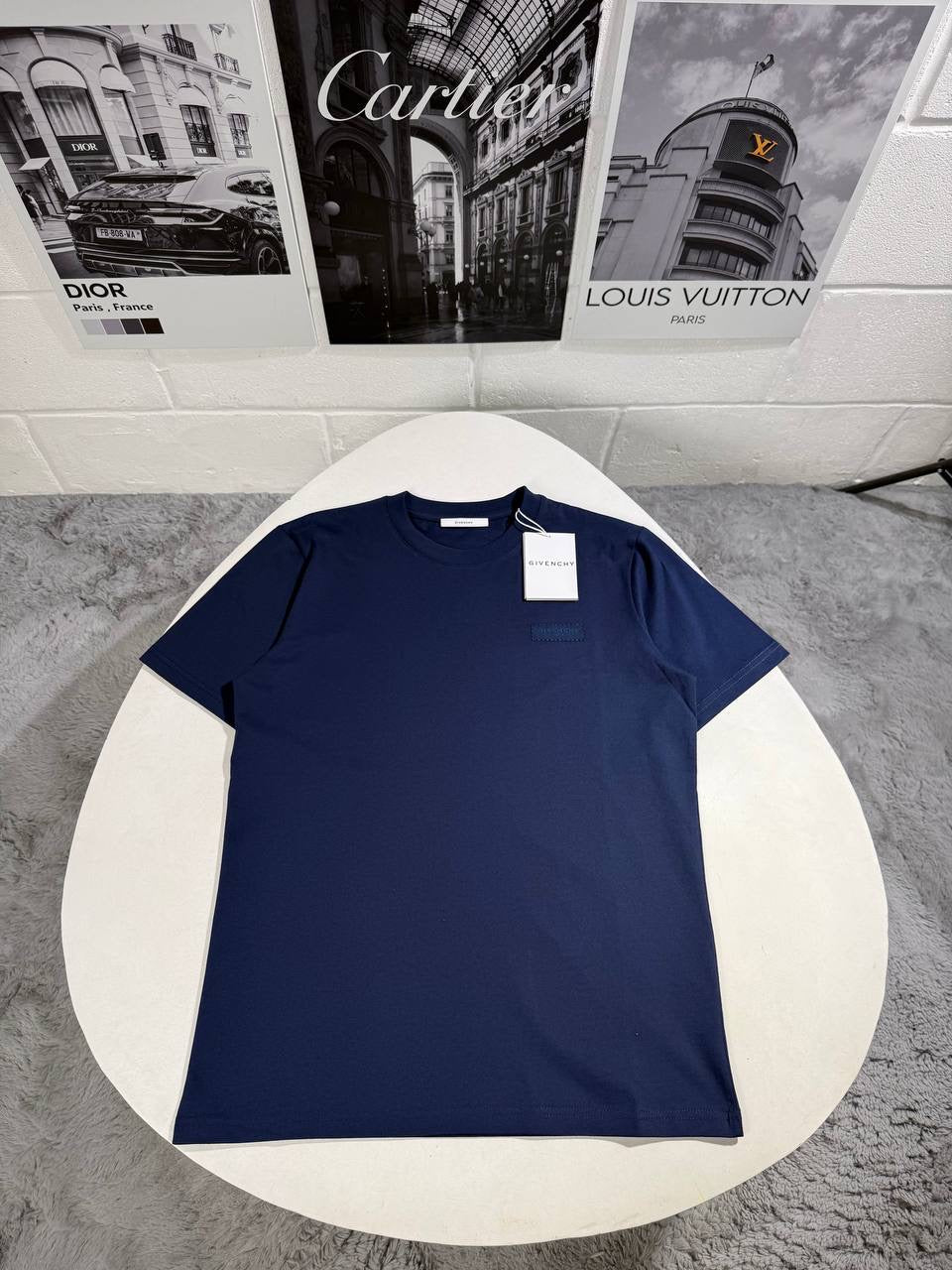 GVNCHY PATCH LOGO TSHIRT