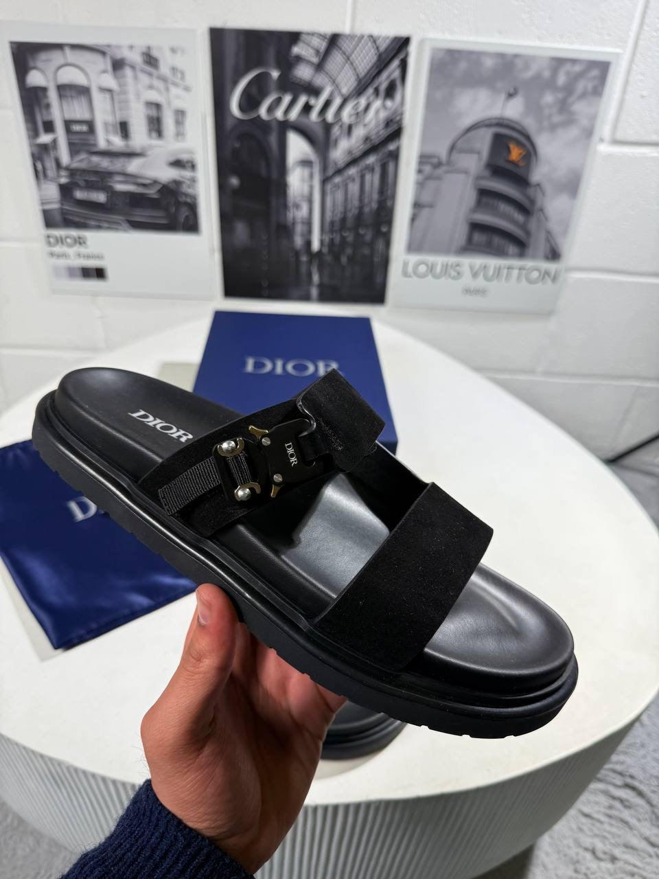 IOR AQUA SANDAL BLACK SUEDE