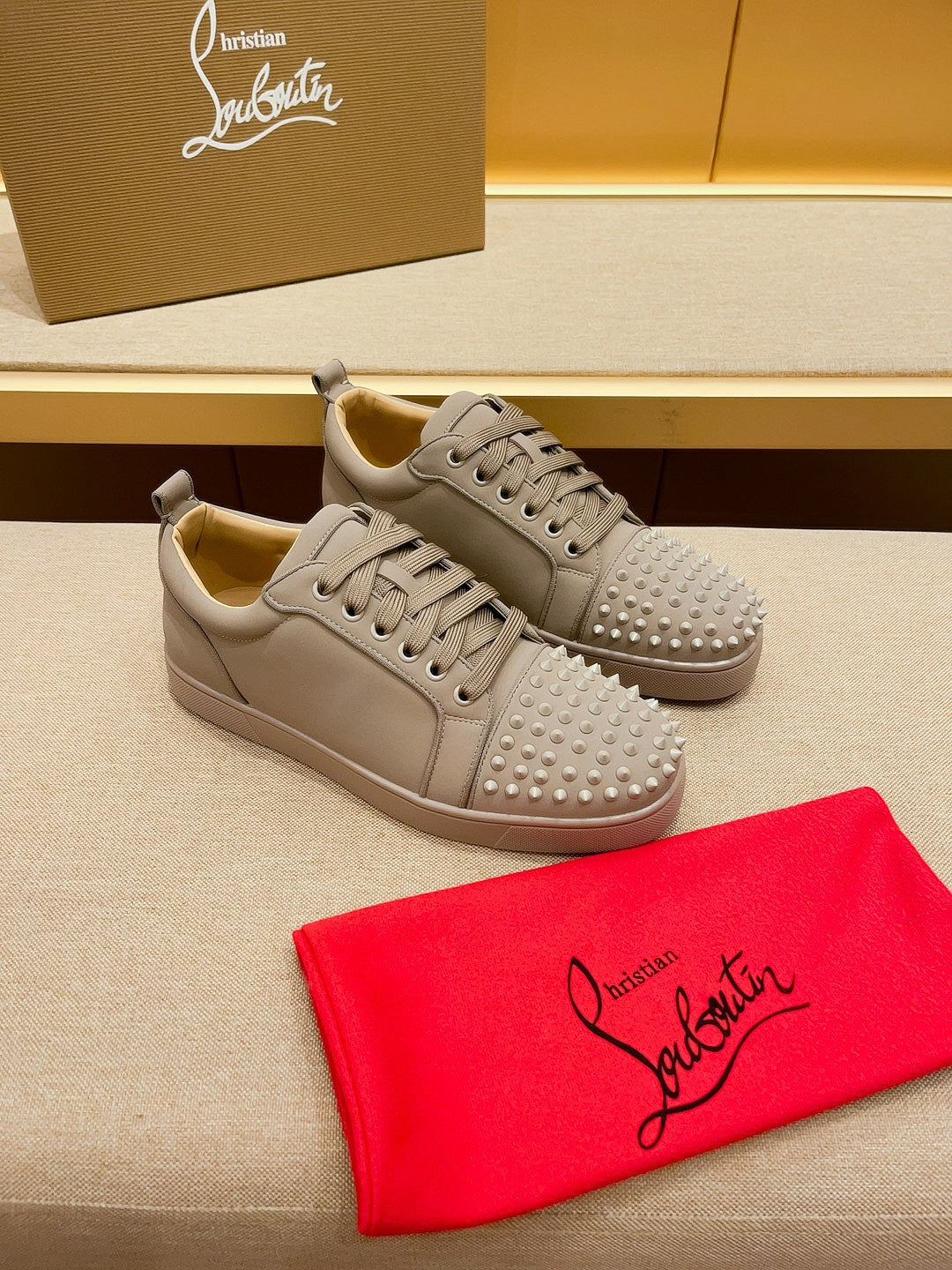 LUBS BEIGE (pre-order)