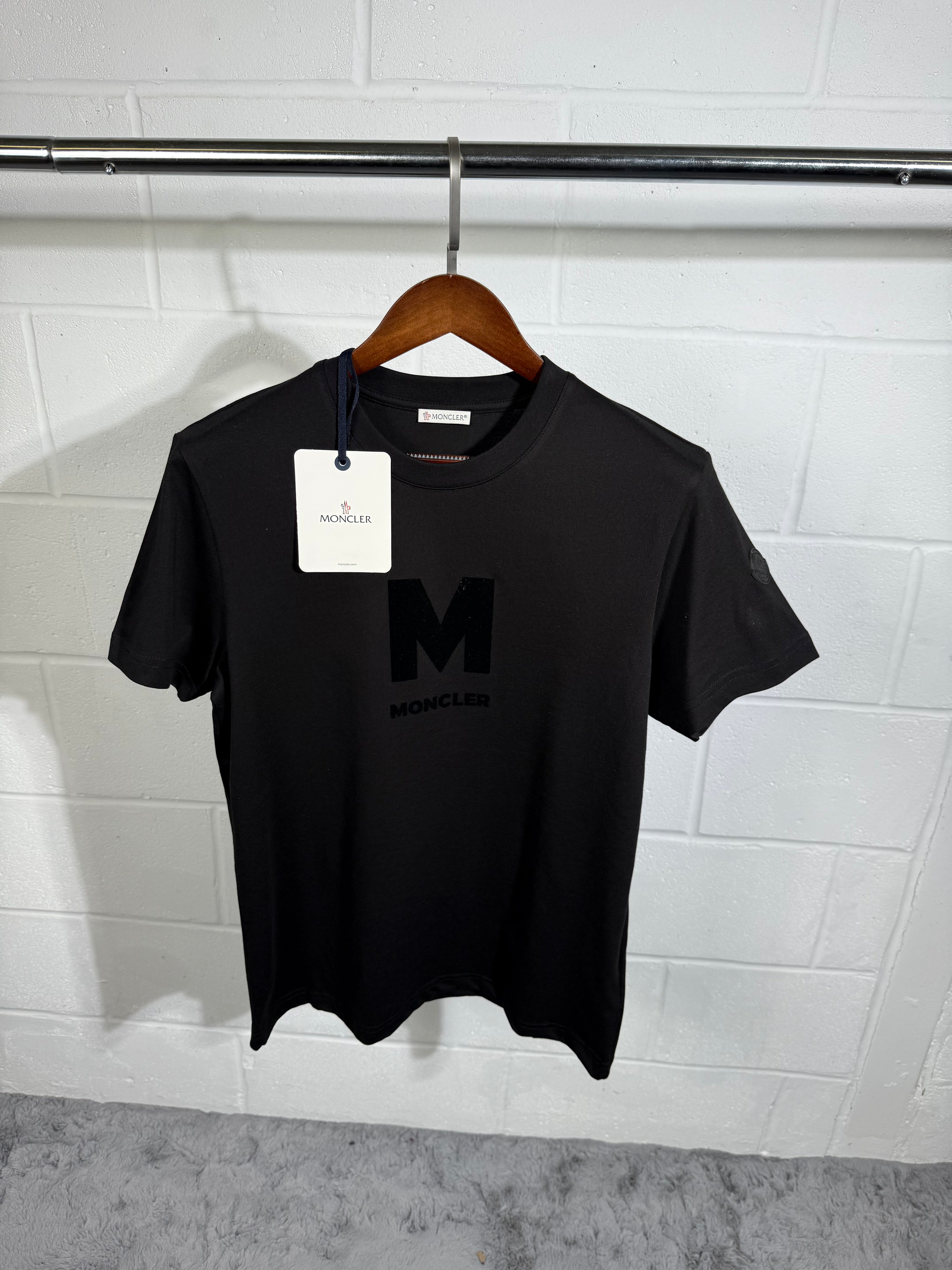 MNCLR BLACK LOGO T SHIRT