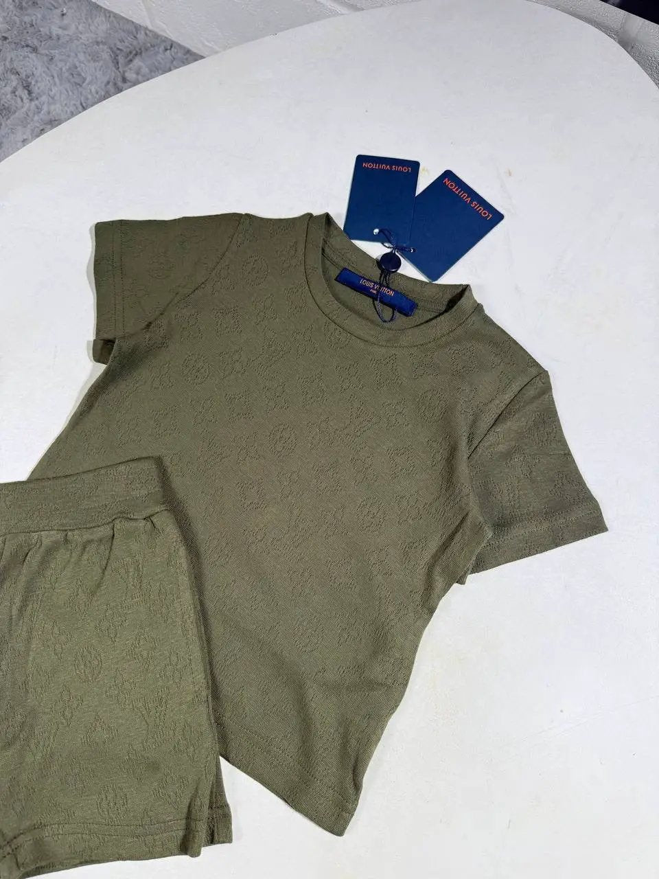 LVE KIDS SHORT SET by Stock supplier